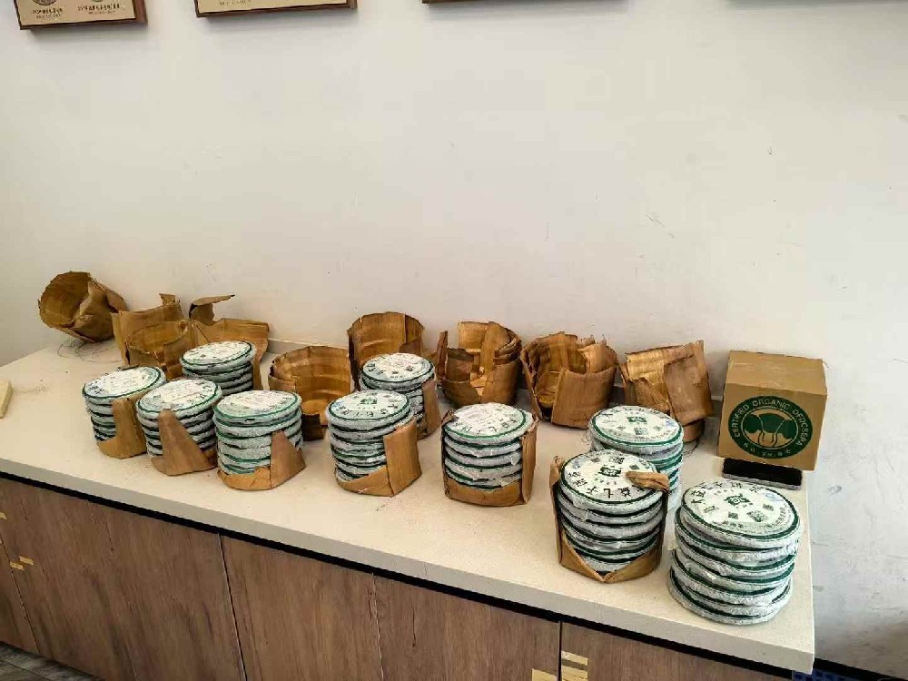 武汉中老年藏家普洱茶回收指南：如何快速判断手中茶品的当前市场价值